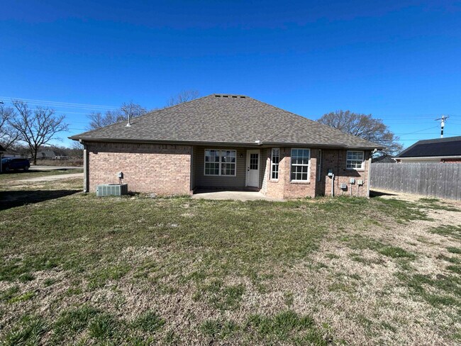 Building Photo - 1681 Viney Grove Rd