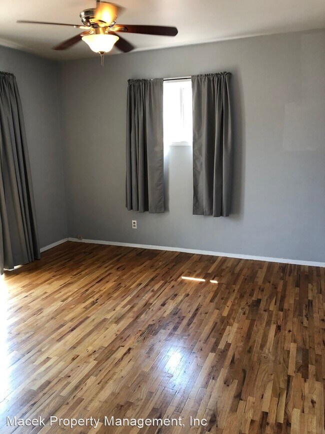 Building Photo - 3 br, 2 bath House - 128 Riverview B