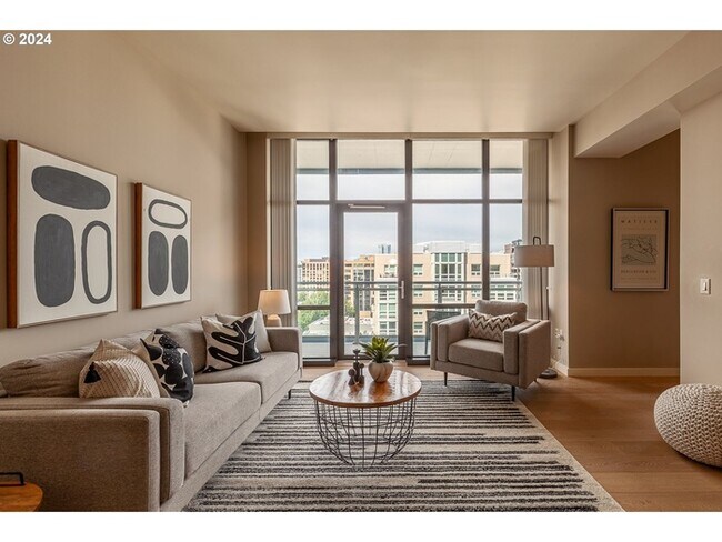 Foto del edificio - 1025 NW Couch St