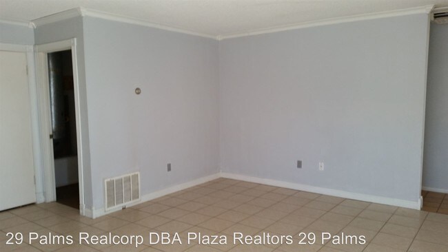 Building Photo - 6051 Daisy Ave
