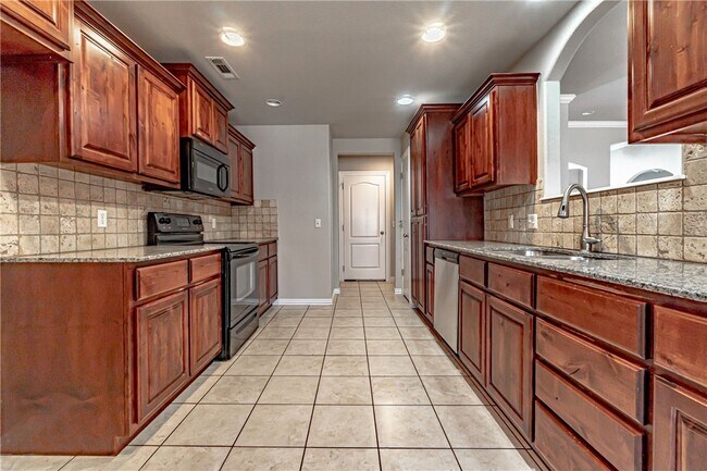 Building Photo - 1161 Coventry Ln