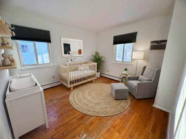 Building Photo - 3 Bedroom 2.5 Bathroom Townhome in Camp Hill!