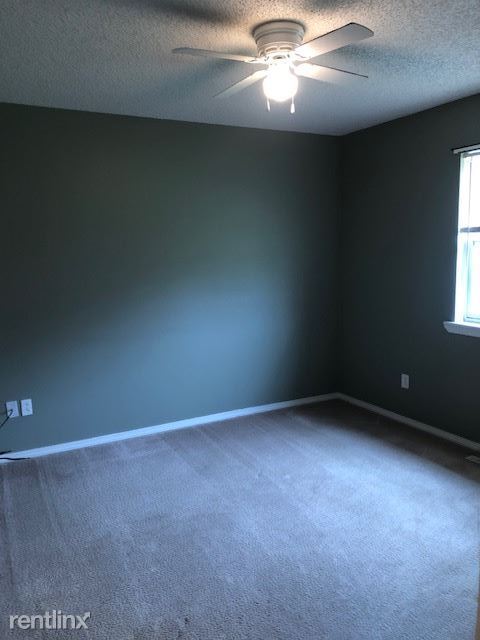 Building Photo - 2 br, 2 bath House - 1701 Red Bird Dr