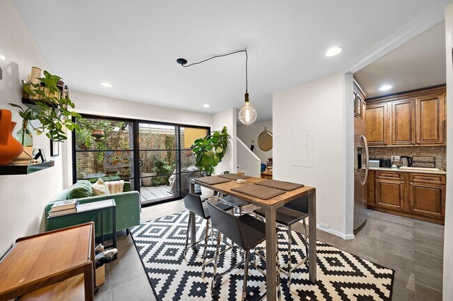 Foto del edificio - 3018 Baldwin St