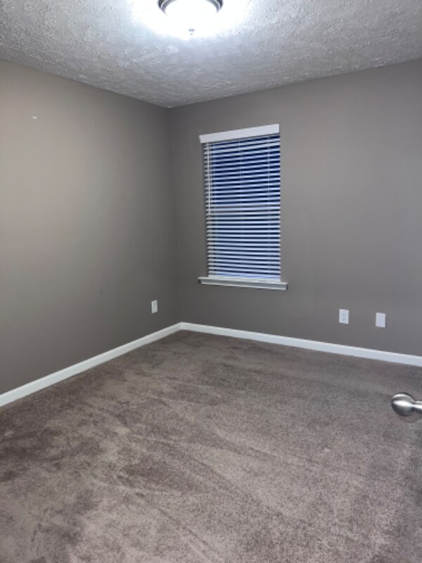 Foto del edificio - 5029 Upper Park Pl