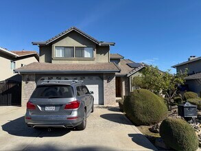 Building Photo - 4909 North Point