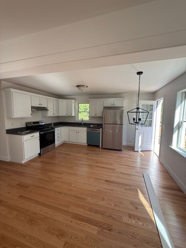 Building Photo - Brand new two bedroom home. Hyannis Ma.
