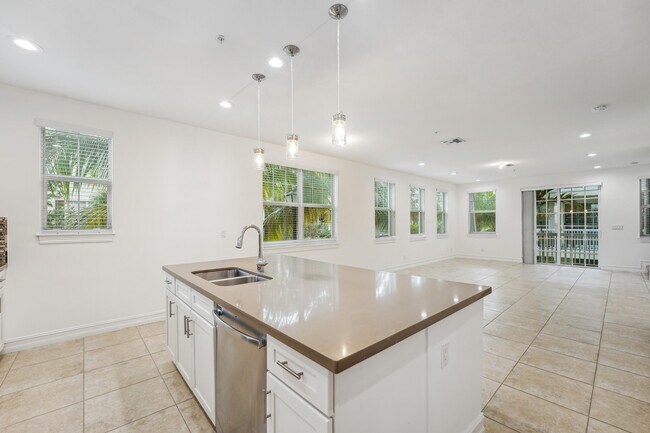 Foto del edificio - 101 E Coda Cir