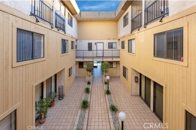 Foto del edificio - 463 Vine St