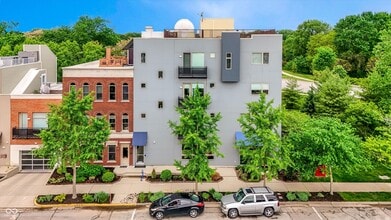 Building Photo - 1030 Jackson St