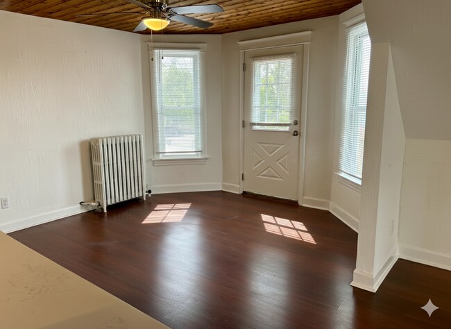 Foto del edificio - 7635 W Foster Ave