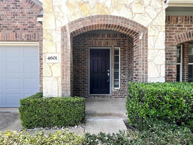 Building Photo - 4601 Tiddle Ln