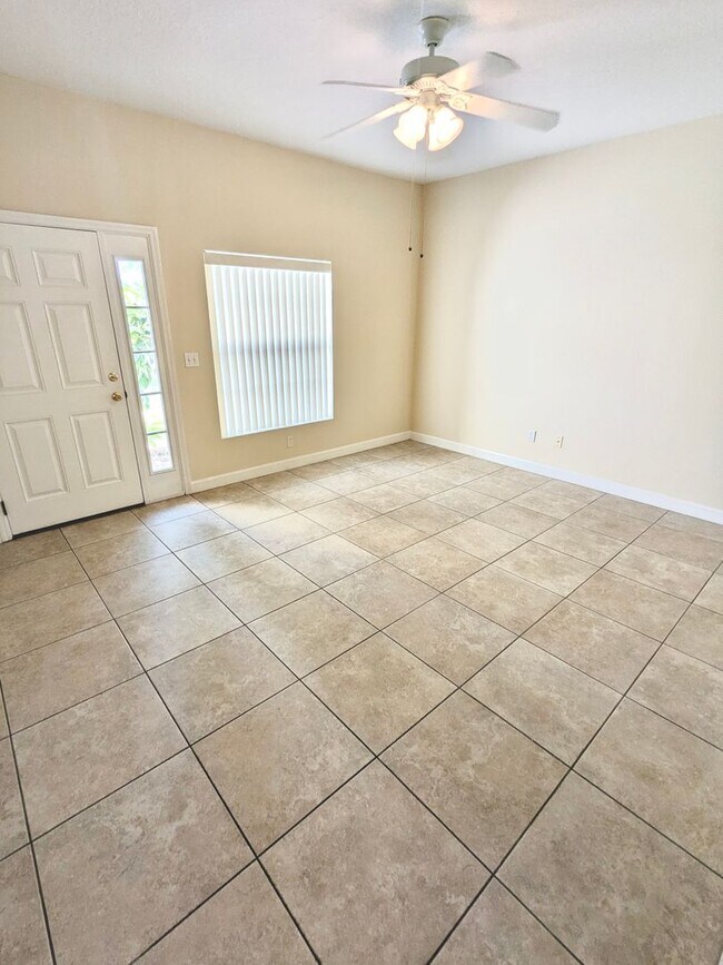 Foto del edificio - 4 Bedroom Port Orange, Coquina Cove - Town...