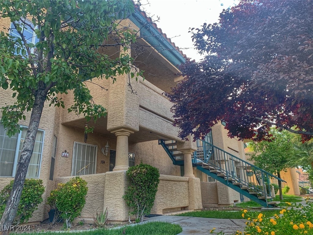 Foto principal - 8410 Eldora Ave