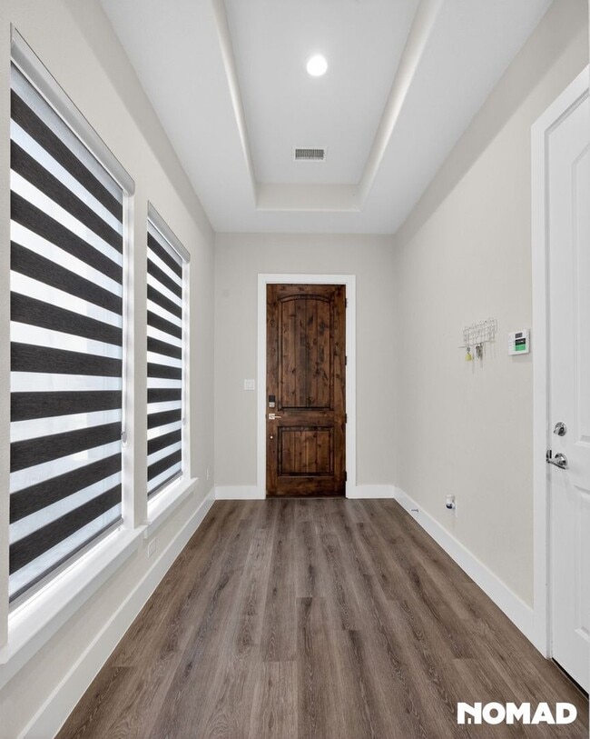 Foto del edificio - 1780 Dartmoor Dr