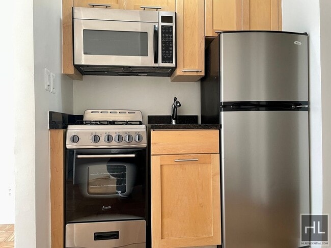 Foto del edificio - EAST 36 STREET