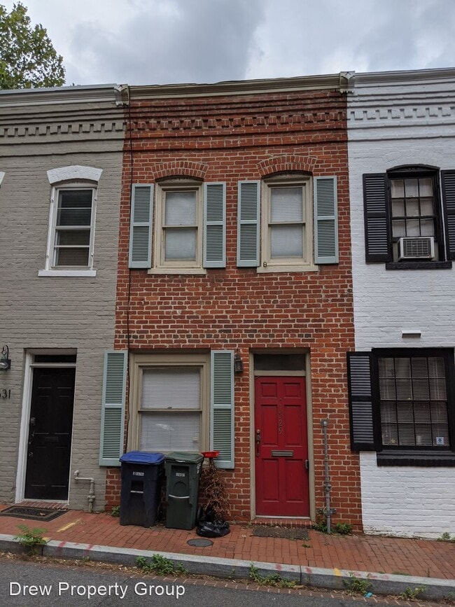 Building Photo - 2 br, 1 bath House - 1529 27th St NW