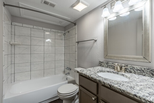 2 habitaciones, 2 baños, 842 pies cuadrados, baño - The Brix Apartments
