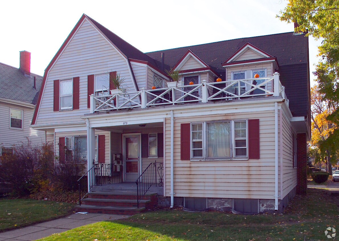579 Hancock St, Quincy, MA 02170 Apartments in Quincy, MA