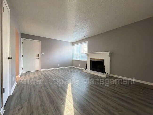 Foto del edificio - 660 S 20th St