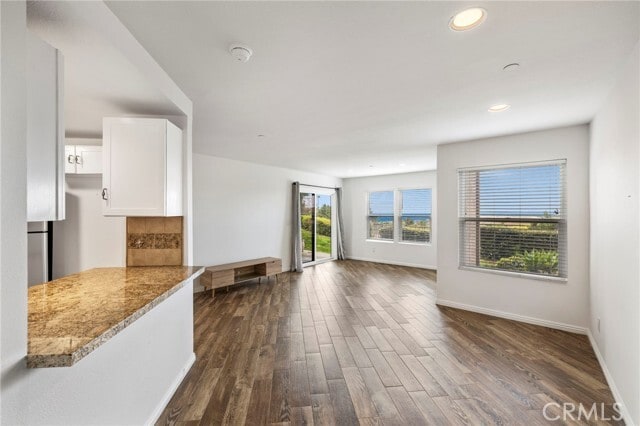 Building Photo - 1056 Calle Del Cerro