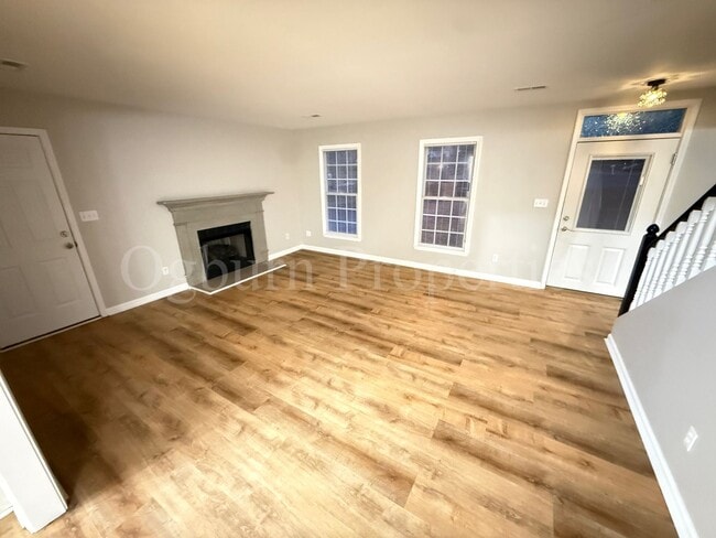 Building Photo - 4005 Selda Dr