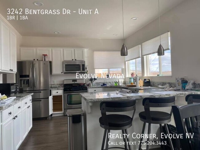 Building Photo - 3242 Bentgrass Dr