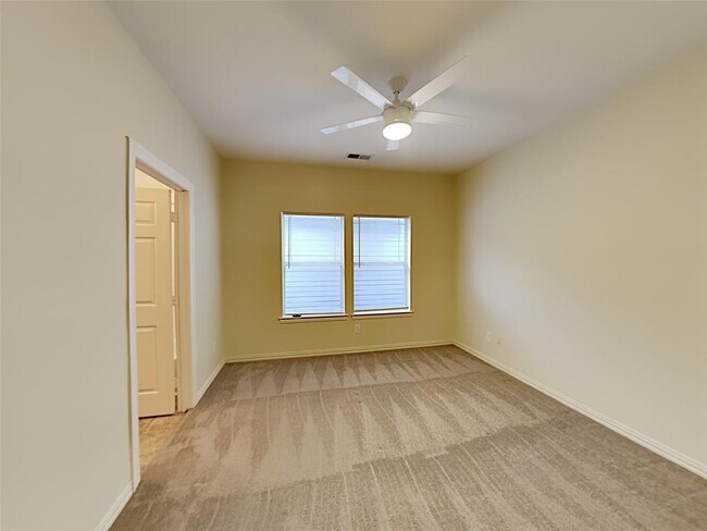 Building Photo - 4301 Frazier Ave