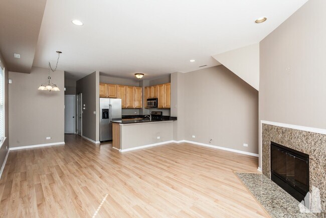 Foto del edificio - 3213 N Wilton Ave
