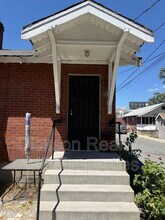 Building Photo - 56 1/2 S Wells Ave