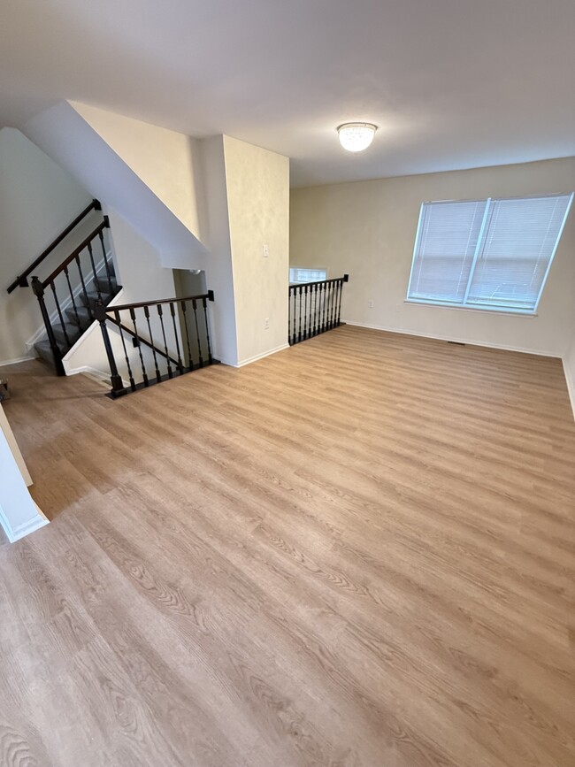 Foto del edificio - 10723 Castleton Way