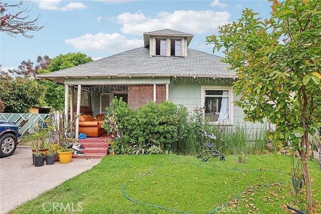 Primary Photo - 322 N Carmelo Ave