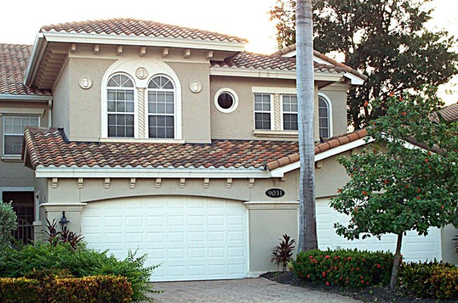 Foto del edificio - 9031 Cherry Oaks Tr
