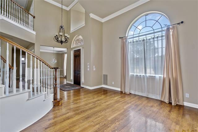 Building Photo - 3705 Country Oak Ct