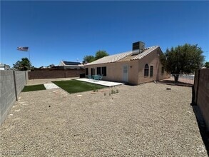 Building Photo - 1616 Watercreek Dr