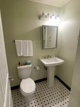 Building Photo - 2520 2nd Ave N