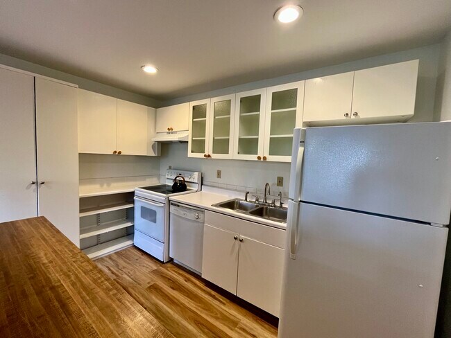 Foto del edificio - 3950 96th Ave SE