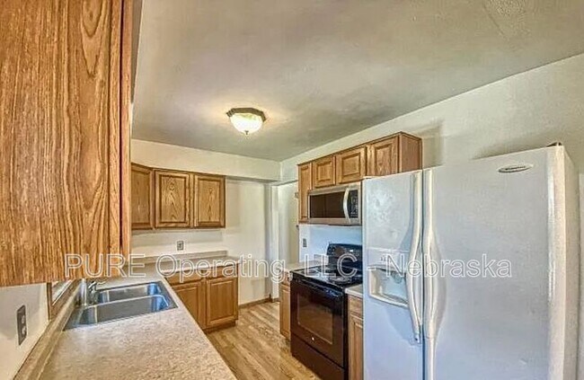 Foto del edificio - 14148 Orchard Ave