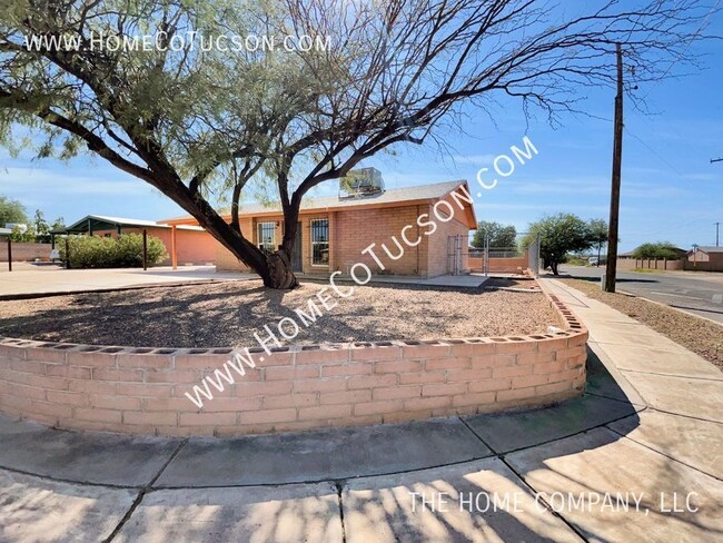 Building Photo - 5102 Fremont Ave
