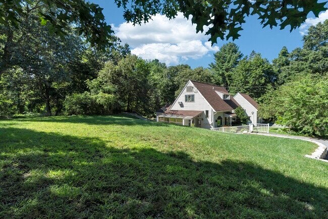 Foto del edificio - 606 Springs Rd