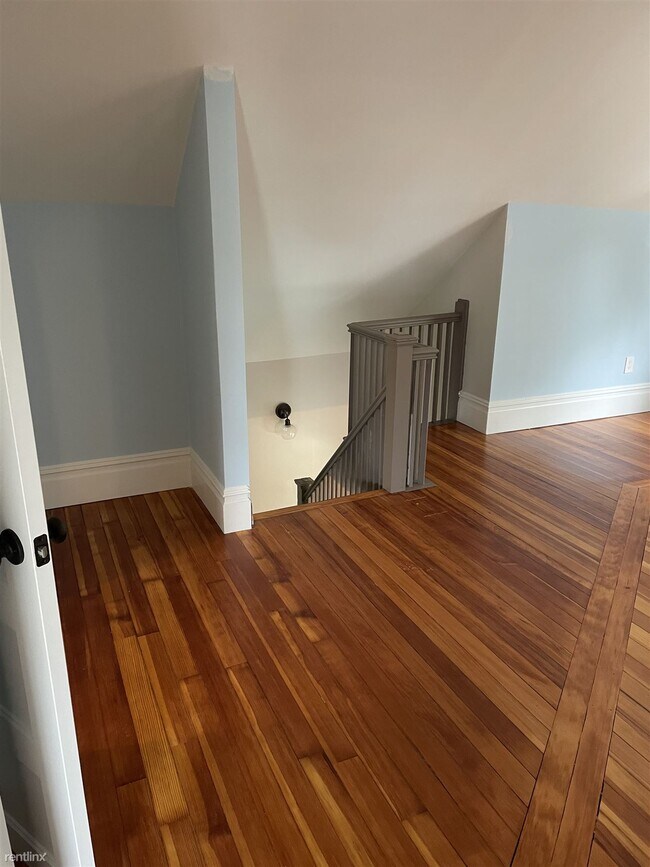 Foto del edificio - 4 br, 3 bath Duplex - 1018 Hope Street 2