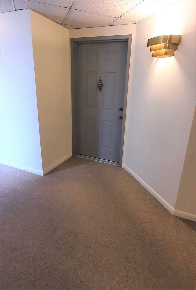 Foto del edificio - 415 Parkview Ln