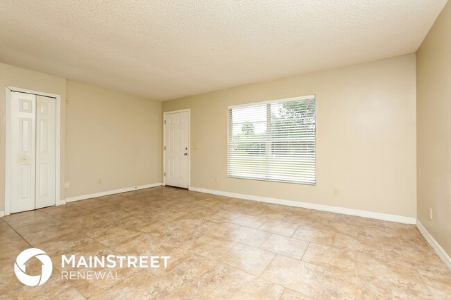 Building Photo - 441 S Sparkman Ave