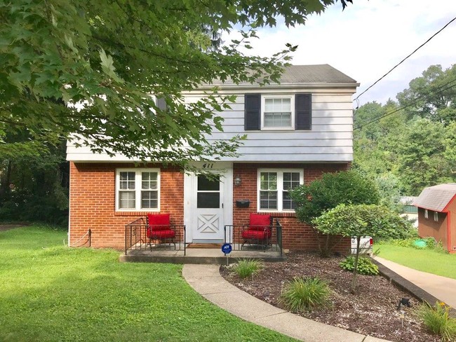 Front of House Pic 2 - 411 Atlantic Ave