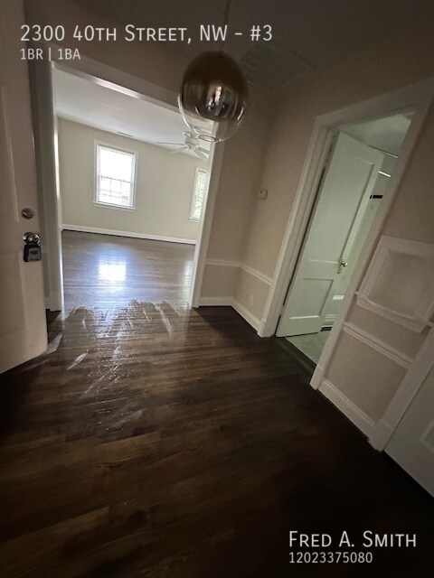 Building Photo - Glover Park Spacious Beautiful One-Bedroom...