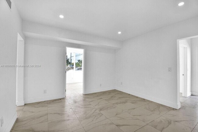 Building Photo - 3025 NW 8th Ave