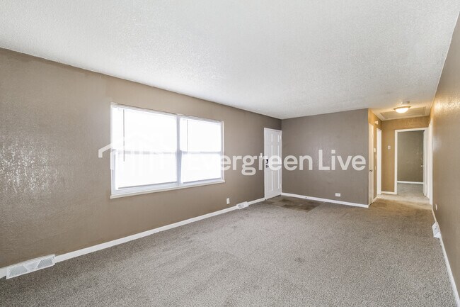 Foto del edificio - 3106 E 94th St