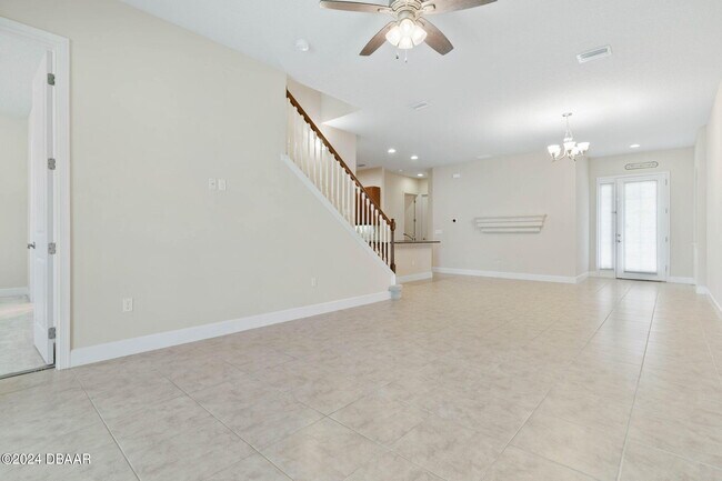 Building Photo - 714 Aldenham Ln