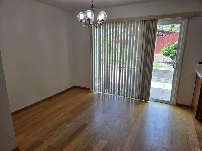 Foto del edificio - 363 Windjammer Cir