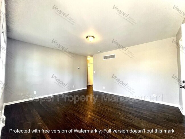 Foto del edificio - 1729 N 51st Terrace